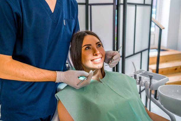 Emergency Dental Services in Roaming Shores, OH